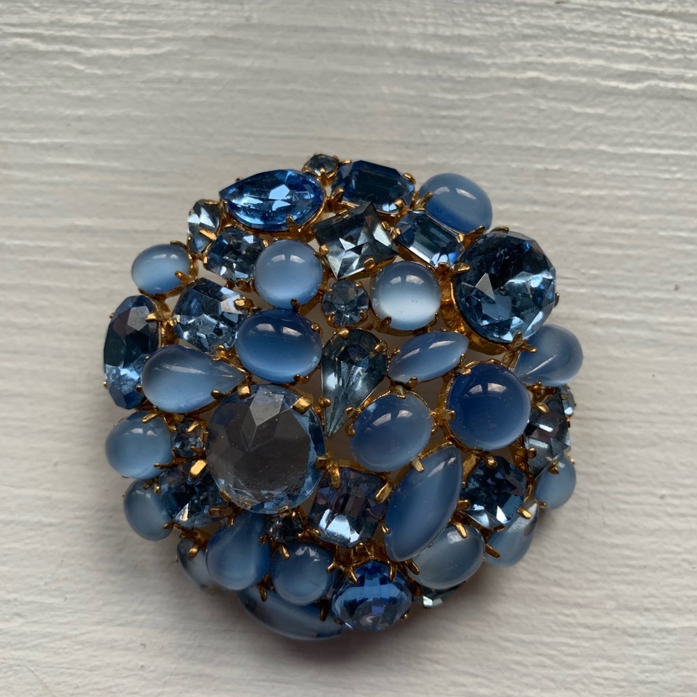 Blue Gemstone Brooch vintage